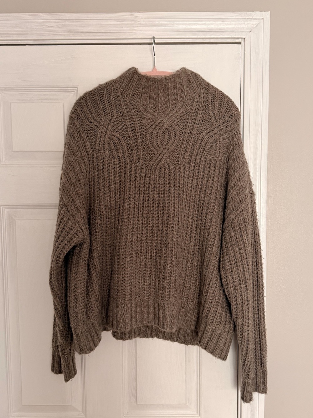 Aerie - Cozy Chunky Knit Women's Sweater - Taupe